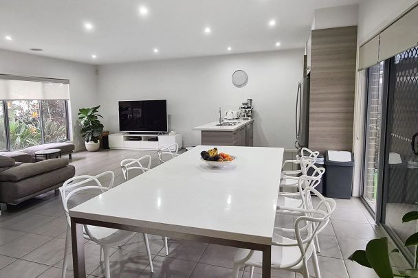 Contemporary Living in the Heart of Brooklyn - Photo 1