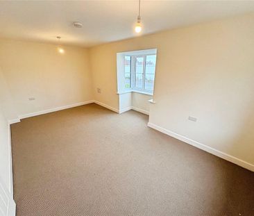 3 bedroom detached house to rent - Photo 6