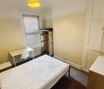 5 bedroom terraced house to rent - Photo 6