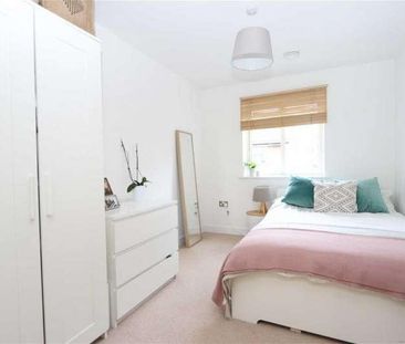 Buckingham Road, Epping, CM16 - Photo 6