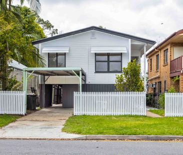 Newly Renovated Family Home! - Photo 3