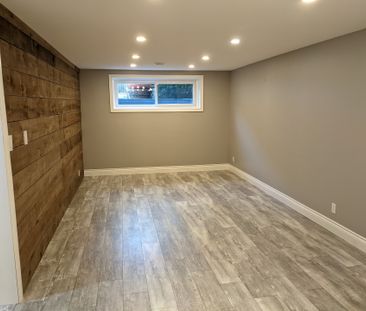 For Lease - 806 Stone Street, Oshawa, Ontario - Photo 5