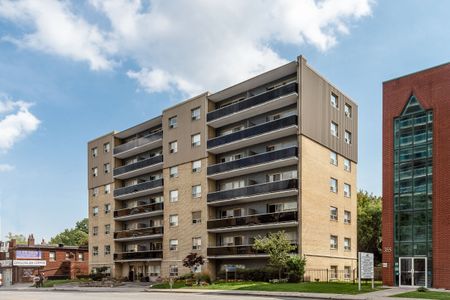 365 Eglinton Avenue East - Photo 3