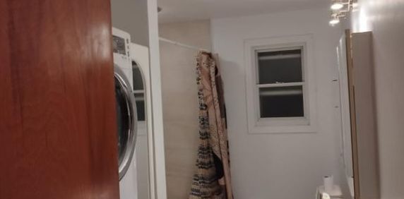 5 1/2 rez-de-chaussée à louer - Photo 2