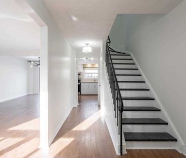 For Lease - 1050 Shawnmarr Road Unit# 106, Mississauga, Ontario - Photo 2