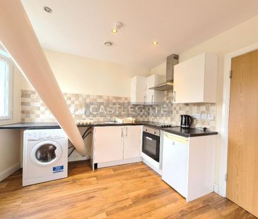 1 bedroom triplex to rent - Photo 6