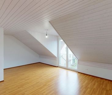 Rent a 4 ½ rooms duplex in Jonen - Photo 5