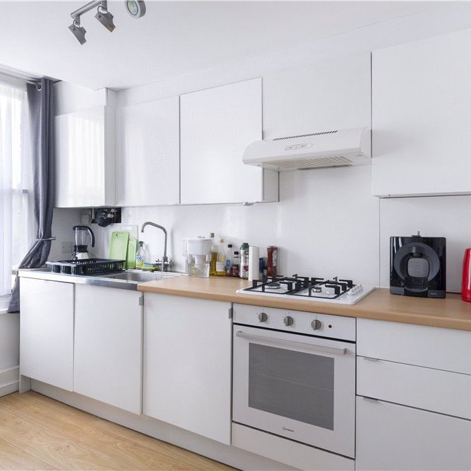 Earlsfield Road, London, SW18 3DG - Photo 1