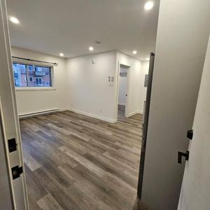 1 CH - 1 SDB - Montréal - $1,495 /mo - Photo 2
