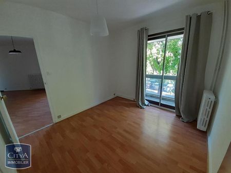 Location Appartement 2 pièces 40m² BOURGES 18000 - Photo 2