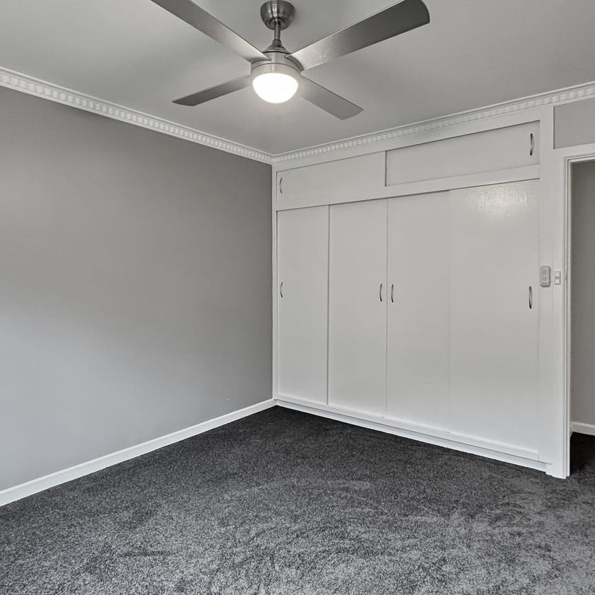 A beautifully renovated four-bedroom home - Photo 1