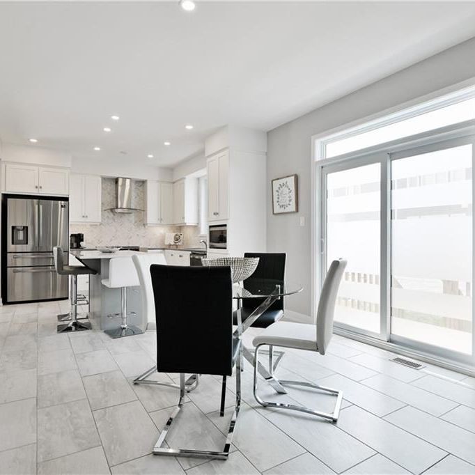 For Lease - 54 REYNARD Crescent, Stittsville - Munster - Richmond, Ontario - Photo 1