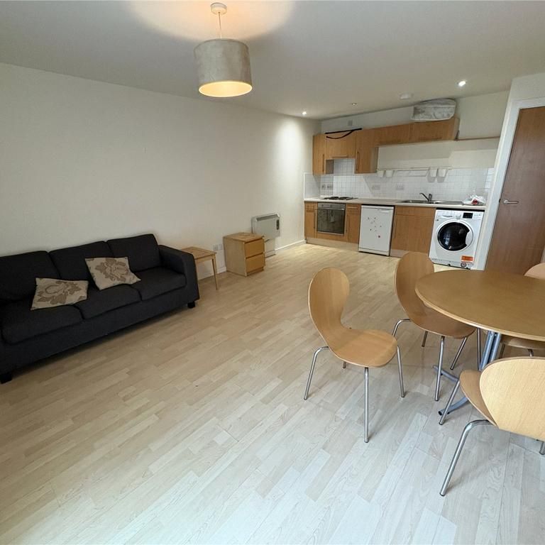 1 bedroom apartment to rent - Photo 1