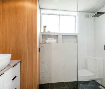 Stylish & Convenient Living in the Heart of Thornbury - Photo 6