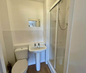 2 bedroom apartment to rent - Photo 6