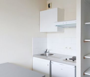 Location Appartement 1 pièce 19m² - Photo 1