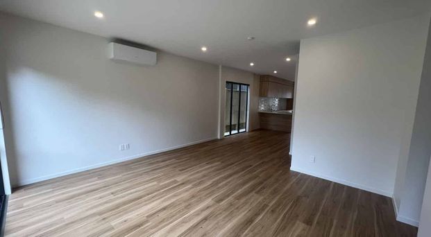 Oasis 3 bedrooms 2.5 bathrooms, 2 carpark tendom - Photo 1