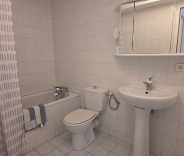 Location Appartement 2 pièces 47m² - Photo 1