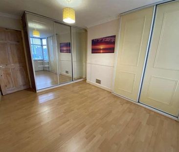 Longbridge Road, Dagenham, RM8 - Photo 4