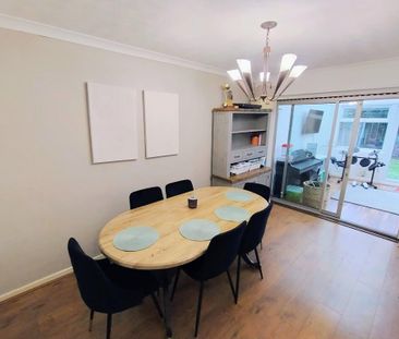 3 bedroom semi-detached house to rent - Photo 1