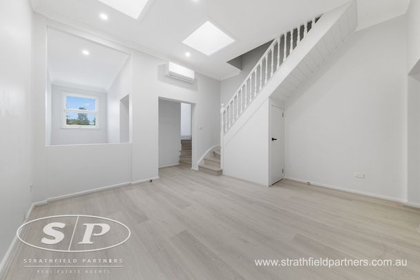 Renovated Terrace Living - Photo 1