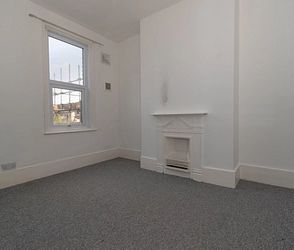 Bloomsbury Road, Ramsgate, CT11 0AG, Kent - Photo 1