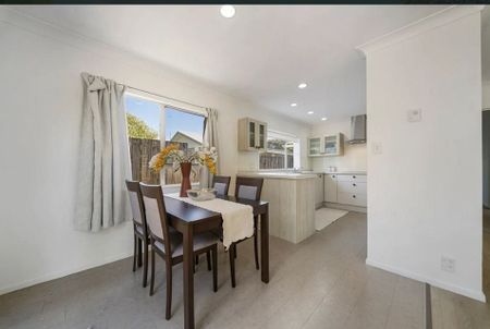 Neat and Tidy house with good school Zones - Photo 3