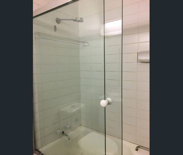 1 Bedroom Studio Apartment - Photo 4