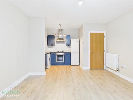 Apt 2, 5 Lord Street, Belfast, BT5 4QG - Photo 5