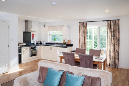 3 Queens Court, AB31 4GD, Banchory - Photo 3