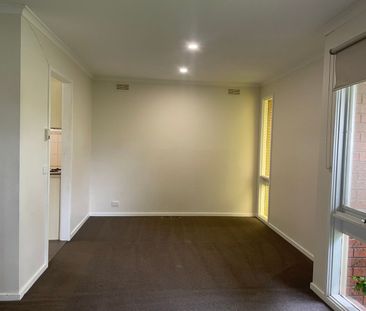 Charming Family Home in Sought-After Regency Park Estate - Photo 1