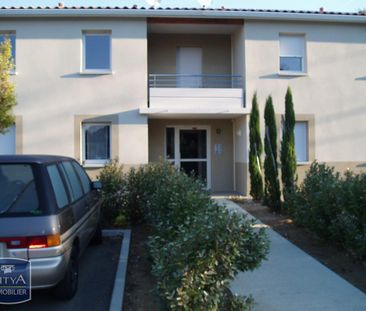 Location Appartement 2 pièces 47m² CAUSSADE 82300 - Photo 2