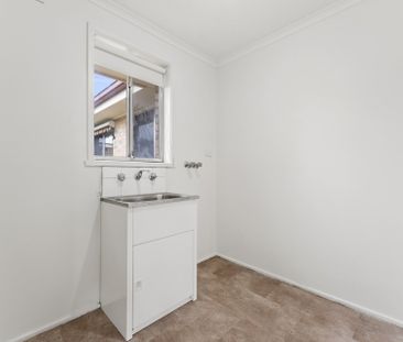 Freshly Updated Family Home in a Prime Central Location - Photo 4