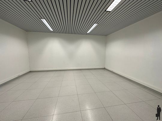 Ruime kantoren (ca. 180m²) in de industriezone te Lier. - Foto 1