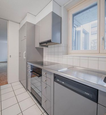 Helle 4.5-Zimmer-Wohnung mit Wintergarten im beliebten Breitequartier! - Foto 1