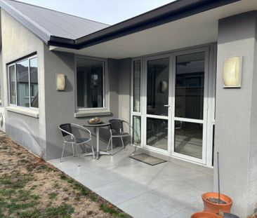 Cosy 3 bedroom available early December - Photo 1