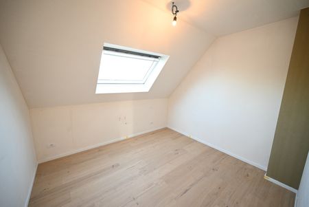 HALFOPEN NIEUWBOUWWONING met ZONNIGE TUIN, nabij het CENTRUM van Gistel - Photo 3