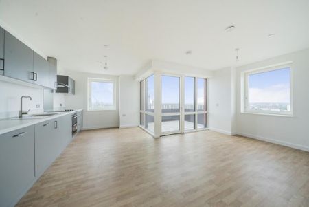 2 Bed Flat, Chand House, IG11 - Photo 2