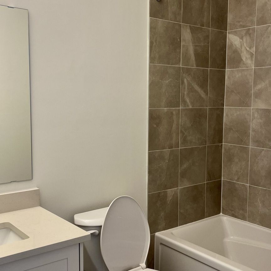 For Lease - 3322 Azam Way, Oakville, Ontario - Photo 1