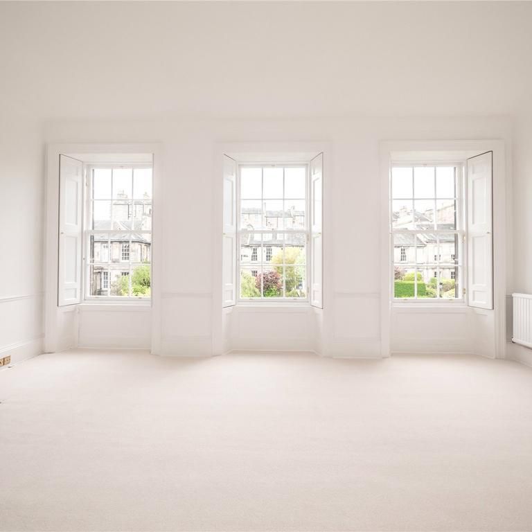 5 bedroom terraced house to rent - Photo 1