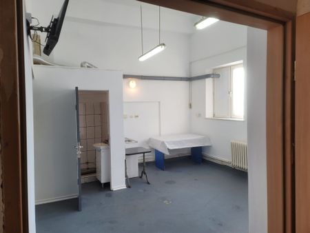 Inchiriez apartament 2 camere + 2 bai pentru muncitori, - Photo 5