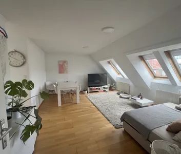 Dachgeschosswohnung mit Terasse - Foto 3