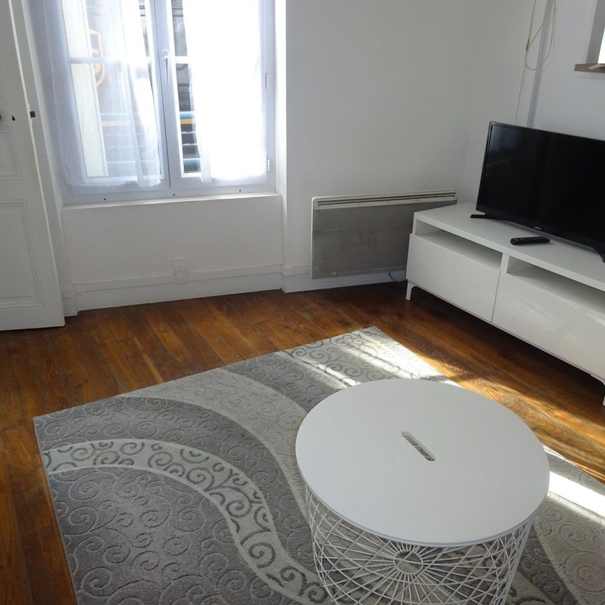 Location Appartement 2 pièces 31m² COURBEVOIE 92400 - Photo 1