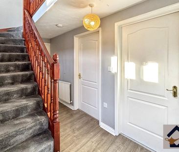 3 bedroom detached house to rent - Photo 2