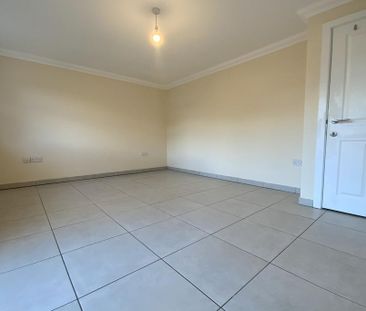 2 bedroom end of terrace house to rent - Photo 6