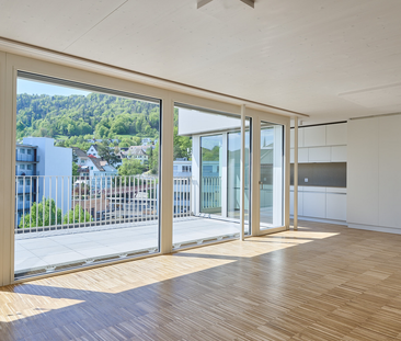 Erstvermietung! Attikawohnung mit grosszügigen Terrassen an Top Lage - Photo 1