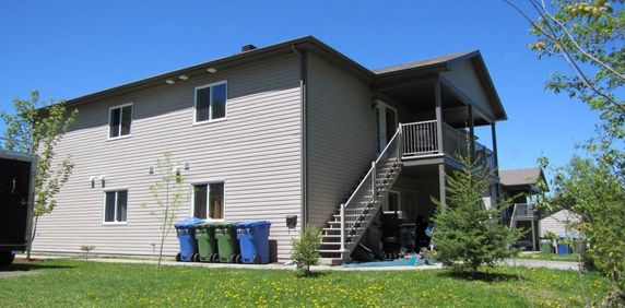 5 1/2 à louer près parc, école, rez-de-jardin - Photo 2