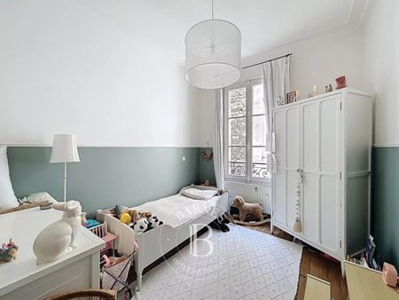 Appartement • Pereire-Malesherbes - Photo 3