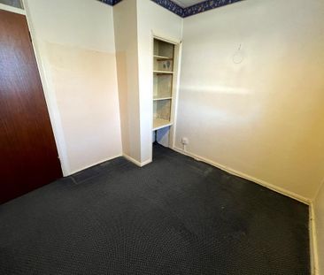 3 bedroom flat to rent - Photo 6