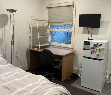 Darlington - Photo 3